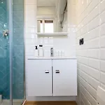 Sea In Bed Apartment