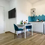 Sea In Bed Apartment