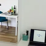 Sea In Bed Apartment