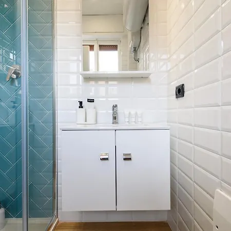 Sea In Bed Apartment